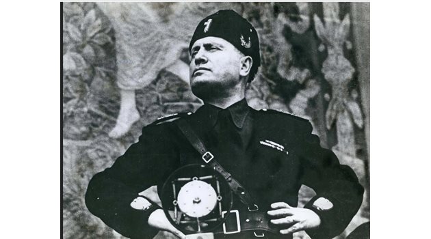 Мелник бил привърженик на Мусолини.