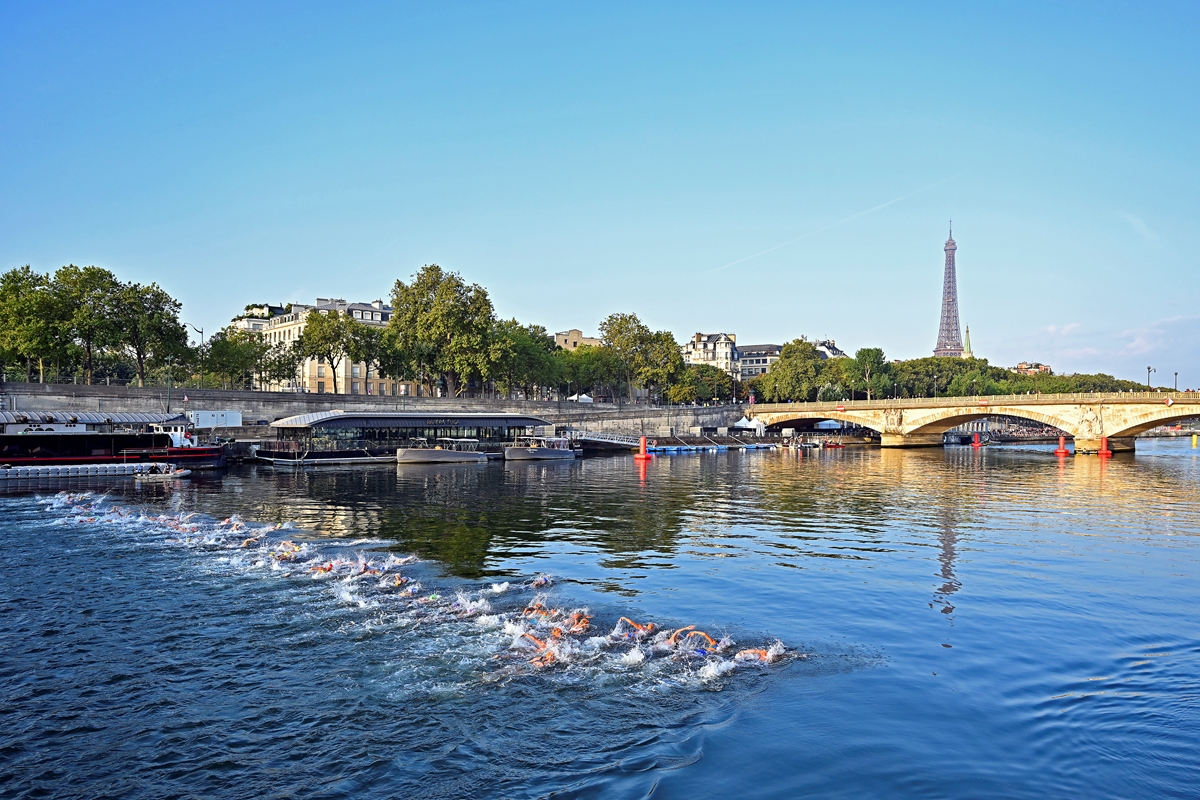 Лондон: Темза е опасна за спортистите!
Париж: В Сена ще плуват олимпийци!
