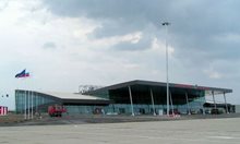 Бойните самолети от  Граф Игнатиево се преместиха на летище Пловдив, безопасно е, уверява МО