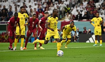 Eквадор поведе на Катар с 2:0 в мача на откриването