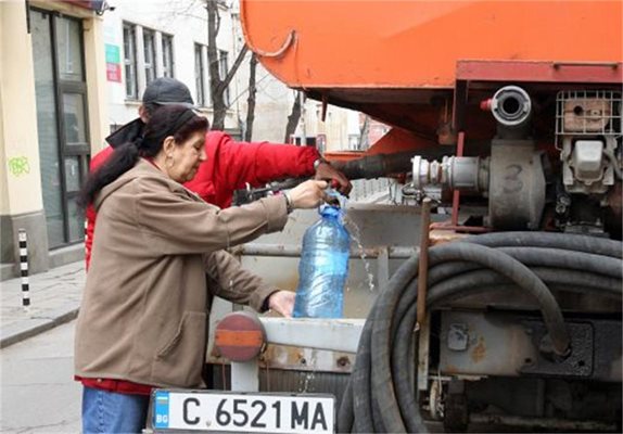 Спират водата в “Люлин”, “Горна баня”, “Разсадника” и “Дружба”