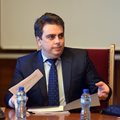 Вицепремиерът и министър на финансите Асен Василев ще обявява поръчките за централизирано купуване на ток и на телефонни услуги.