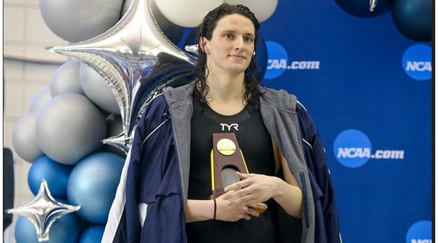 Ексмъж смаза конкуренцията в US първенство по плуване за дами