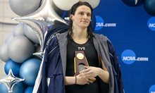 Ексмъж смаза конкуренцията в US първенство по плуване за дами