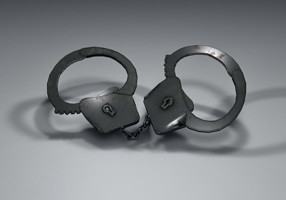 Рецидивист е арестуван за опит за изнасилване на непълнолетна