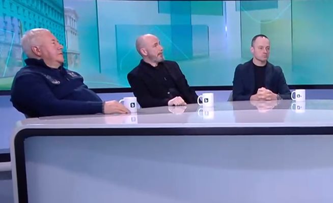 Харалан Александров, Петър Чолаков и Стойчо Стойчев  в студиото на BTV.