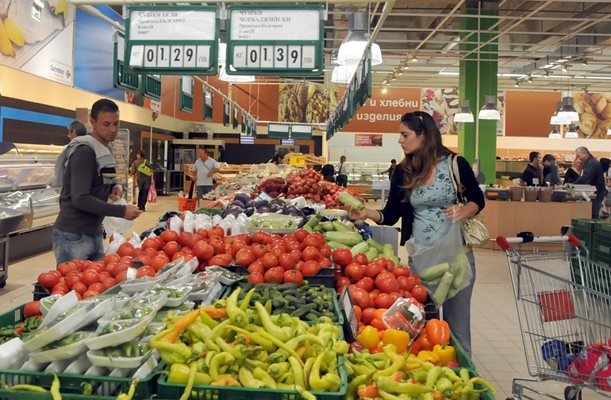 Помирителната комисия ще се занимава със споровете между големите търговски вериги и производителите на храни.
