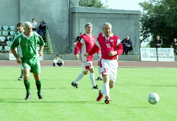 Димитър Якимов остава един от големите магьосници  в  българския  футбол, въпреки че вече е над 70 г.