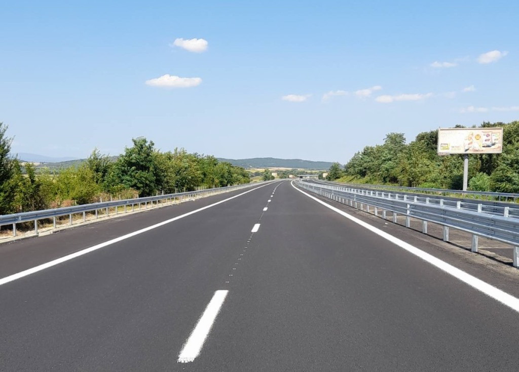 Интензивно е движението по автомагистрала „Тракия“ в посока София