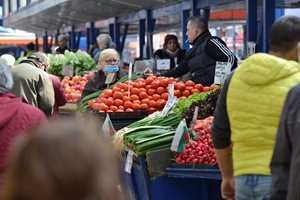 Световните цени на храните тръгнаха  надолу, у нас също намаляват, но плахо (Графика)