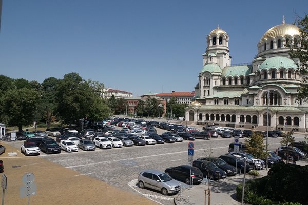 Забрана за някои автомобили в центъра на София ще действа от 1 декември