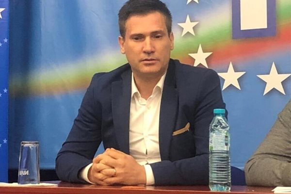 Новият общински председател на ПП" ГЕРБ" в Пазарджик Борис Димитров