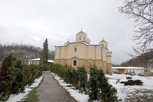 Лопушанския манастир "Св.Йоан Предтеча"