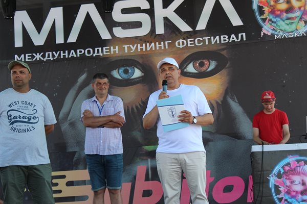 Зам.-кметът Димитър Недев откри официално тунинг фестивала „Маска“ в Русе