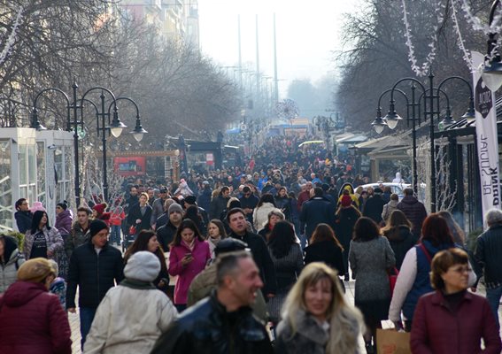 Преброяването трябваше да започне на 22 януари догодина.