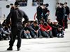 Белгия предлага: Мигрантите, достигнали Европа законно, да имат право на закрила