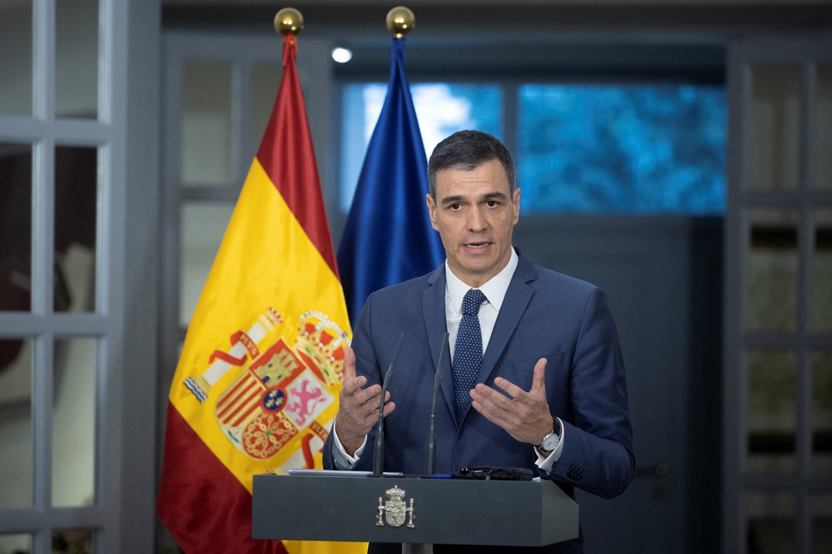 Педро Санчес: Испания иска да поддържа балансирани отношения с Китай