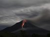 Вулканът Ключевски в Камчатка изхвърли 6 км пепел