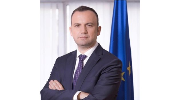 Македонският външен министър Буяр Османи СНИМКА: туитър/bujar_o