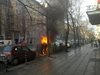Пожар на бул. Мария Луиза в София стресна минувачите (Видео)