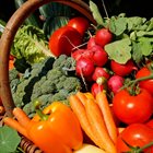 Заради изобилието от плодове и зеленчуци лятото е подходящо за веганска диета.