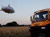 Най-дългият дирижабъл в света направи пробния си полет (Видео)