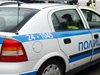 Екшън в Бургас, пияни замерват полицаи с камъни, един ранен