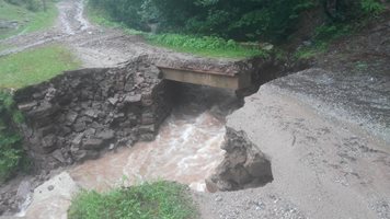 Правителството отпусна 100 хил. лв за възстановяване проводимостта на р. Вит в селата Торос и Дерманци