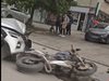 Кола и мотор се сблъскаха на бул. "Черни връх" в София (Видео)