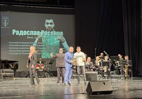 Европейският шампион по бокс Радослав Росенов е най-добрият спортист в Русе за 2024 г. Снимка: Община Русе