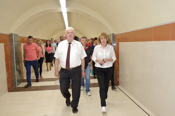 Кметът на София Йорданка Фандъкова обяви решението си да се кандидатира за четвърти мандат на проверка на третата линия на метрото.
