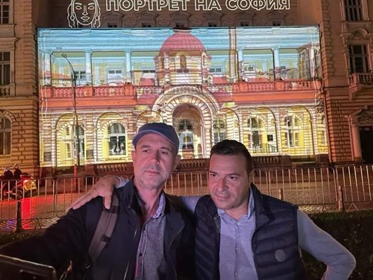 Йордан Симеонов (вляво) и Слави Ангелов са автори на проекта.