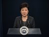 Президентът на Южна Корея „с разбито сърце“ заради скандала приятелката й