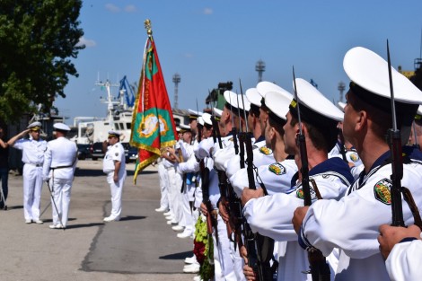 Свързочният полк на ВМС отпразнува 70-годишен юбилей