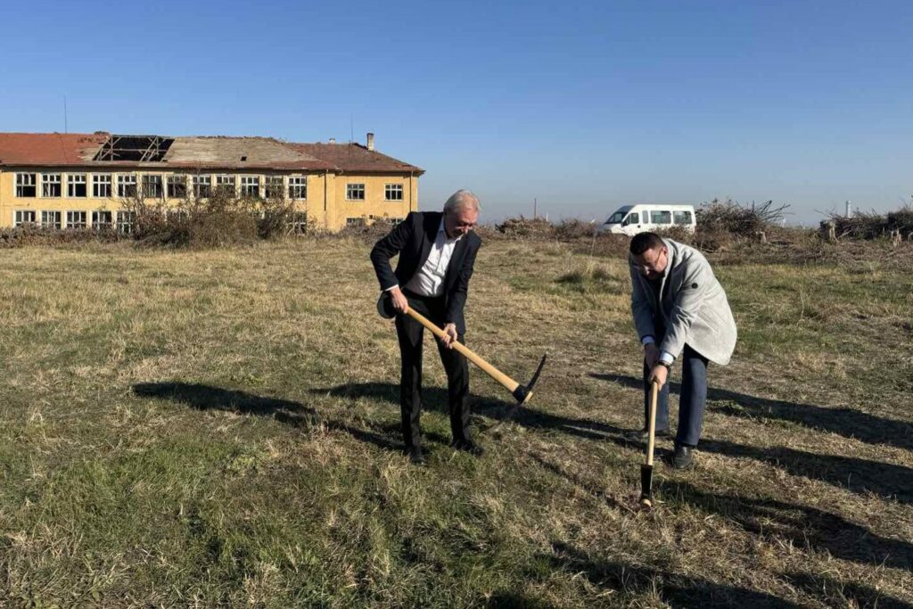 Направиха първа копка на Дунавски индустриален парк, в който компании искат да вложат 150 млн. евро