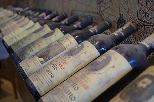 Рядка бутилка австралийско червено вино "Пенфолдс" бе продадена за 51 750 австралийски долара (35 158 евро) на търг. Снимка: Pixabay