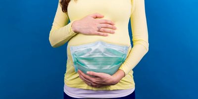 Лекари: Бременните да си чатят непрекъснато с гинеколозите