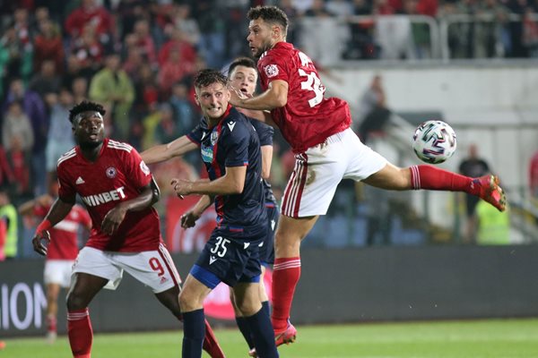 ЦСКА гони задължителна победа срещу "Зоря"