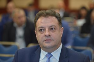 Даниел Панов: Как да са високи заплатите, като 3 г. не бе правено нищо за пътищата в Северна България