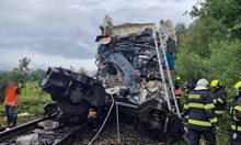 4-има в тежко състояние и още 9 ранени при сблъсък на два влака в Белград
