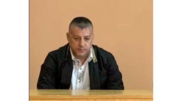 Асен Варадинов вече не е зам.-директор на полицията в Кюстендил.