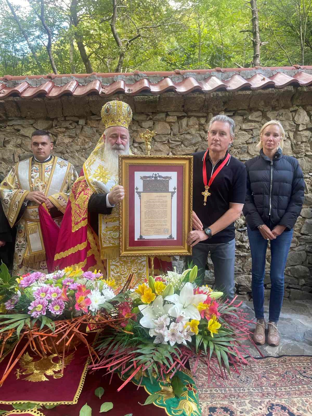 Обновиха аязмото на Бачковския манастир