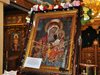 Чудотворна икона на Богородица пристигна в Бургас, помага при съдебни спорове