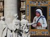 Майка Тереза обявена за светица (обзор)
