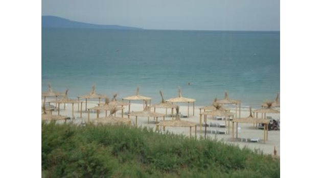 Плажът на Атриума в Поморие, където се удавиха двамата братя. СНИМКА: Авторът