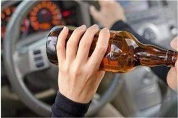 Пияни и надрусани до козирката шофьори кръстосват родните пътища