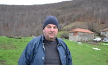 Полицай напътствал по телефона Ердинч, който с риск за живота си залови стрелеца от Сърница
