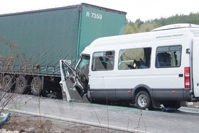 The passenger bus crashed into the back of the stopped truck.  The accident occurred about 7 km.  og Lesovo border checkpoint.