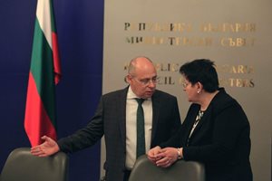 Людмила Петкова: Служебното правителство ще приеме и внесе промени в удължителния закон за бюджета