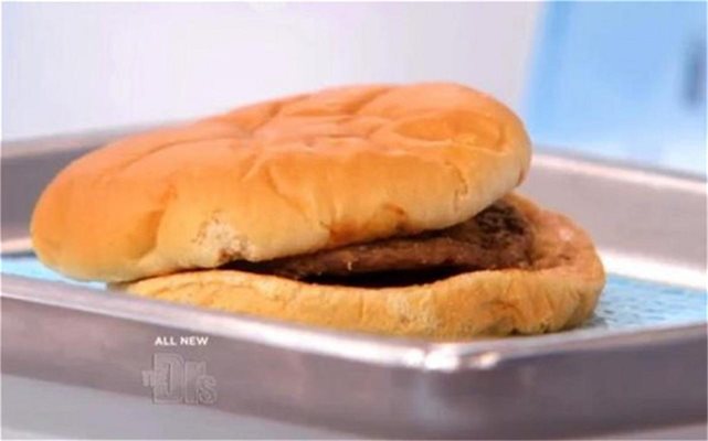 След 14 г. хамбургер става за ядене (Хранителен ужас)